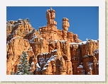 Bryce 012 * A blanket of snow over the red hoodoos near Bryce Canyon NP * A blanket of snow over the red hoodoos near Bryce Canyon NP * 2816 x 2112 * (3.88MB)